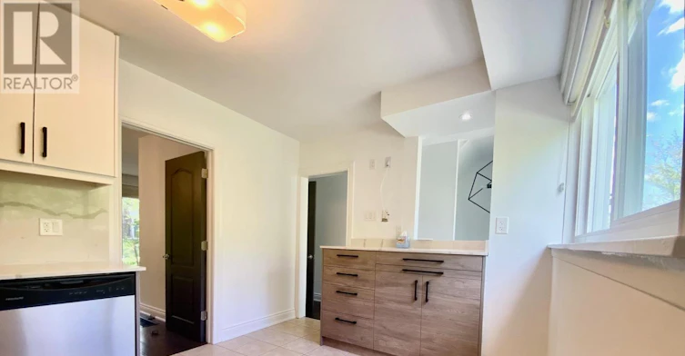 17-90 George Henry Boulevard, Toronto, ON, M2J 1E7 - 9