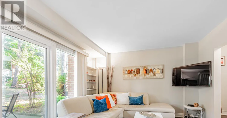 17-90 George Henry Boulevard, Toronto, ON, M2J 1E7 - 13