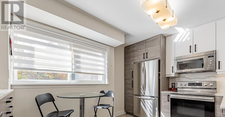 17-90 George Henry Boulevard, Toronto, ON, M2J 1E7 - 4