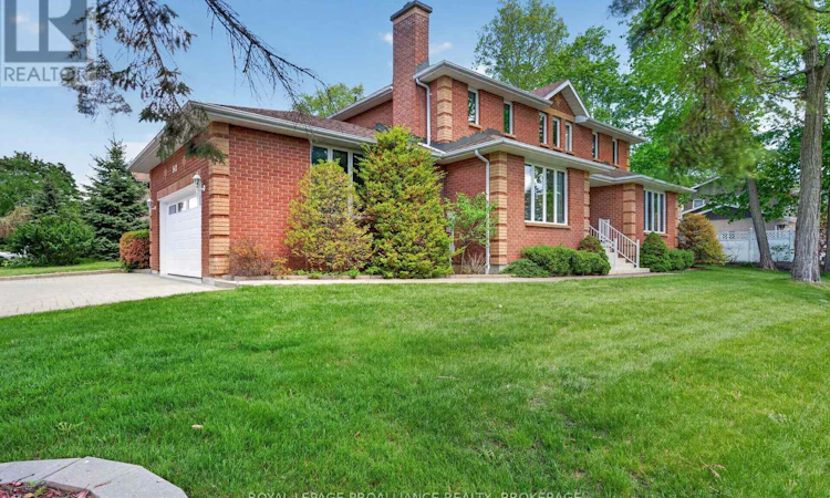 542 Rankin Crescent