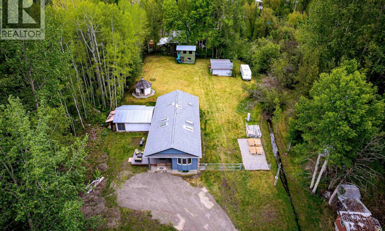 2102 Quartz Road
