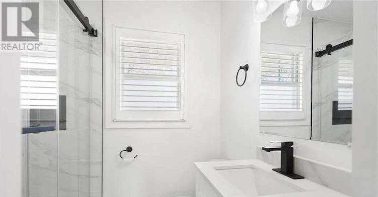 MAIN-538 Lloyd Avenue, Welland, ON, L3C 2Z5 - 10