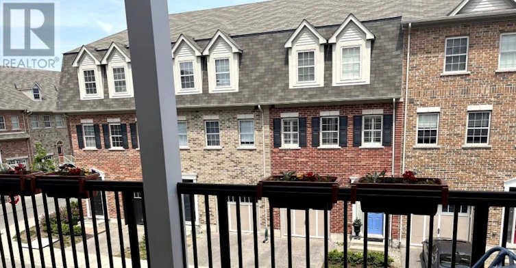 19 John Russell Lane, Kitchener, ON, N2H 0B5 - 11