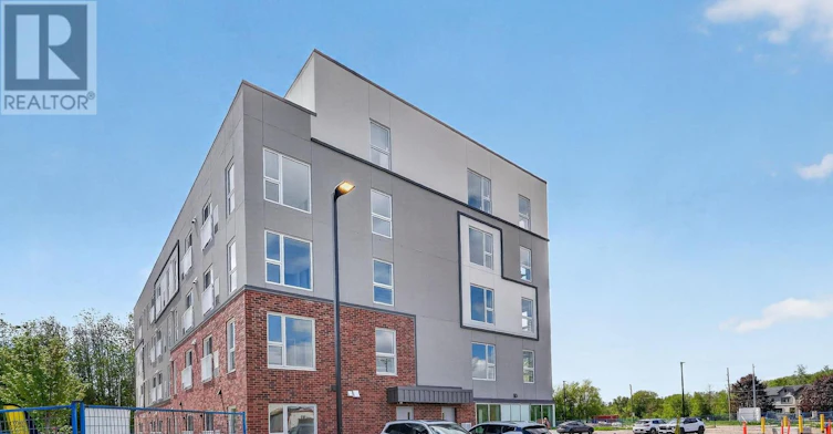 403-1687 2 Highway Road, Clarington, ON, L1E 2R5 - 4