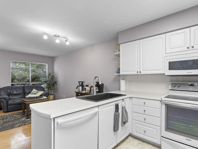 12-16318 82 Avenue, Surrey, BC, V4N 0N9 - 16