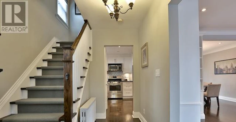 54 Brookview Drive, Toronto, ON, M6A 2K2 - 3