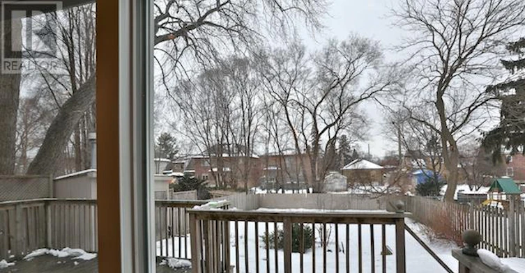 54 Brookview Drive, Toronto, ON, M6A 2K2 - 14