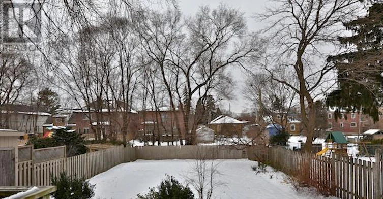 54 Brookview Drive, Toronto, ON, M6A 2K2 - 32
