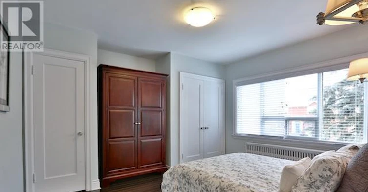 54 Brookview Drive, Toronto, ON, M6A 2K2 - 21