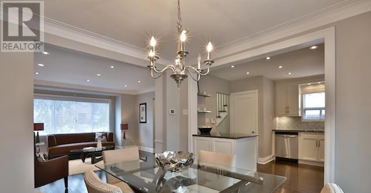 54 Brookview Drive, Toronto, ON, M6A 2K2 - 11
