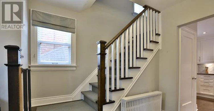 54 Brookview Drive, Toronto, ON, M6A 2K2 - 20