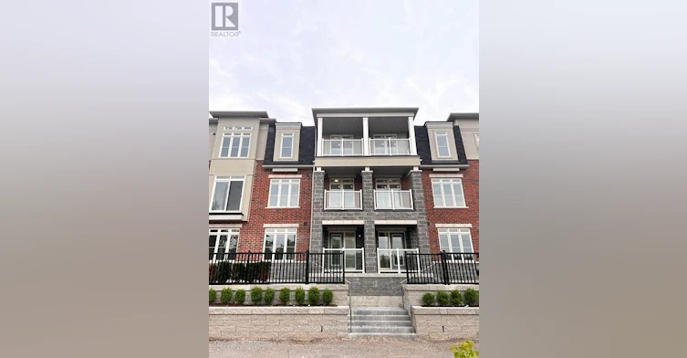 204-2540 William Jackson Drive, Pickering, ON, L1X 0E4