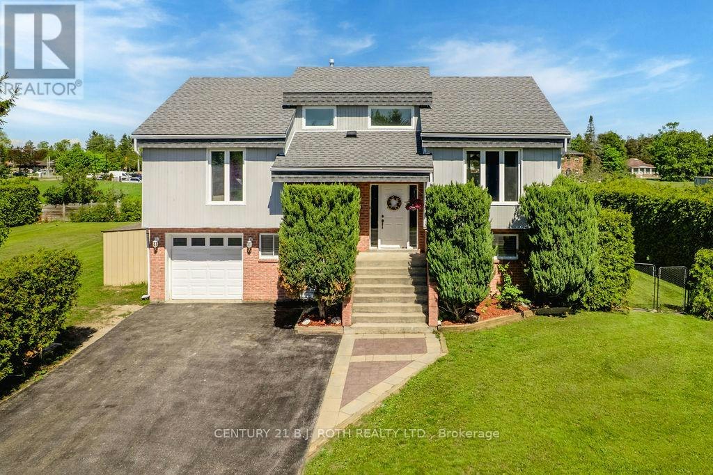 2823 Small Street, Innisfil, ON, L9S 1H2
