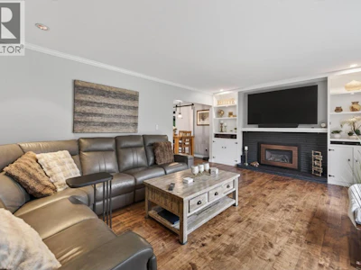 625 Brandon Avenue - 4
