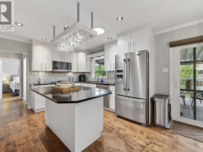 625 Brandon Avenue - 5