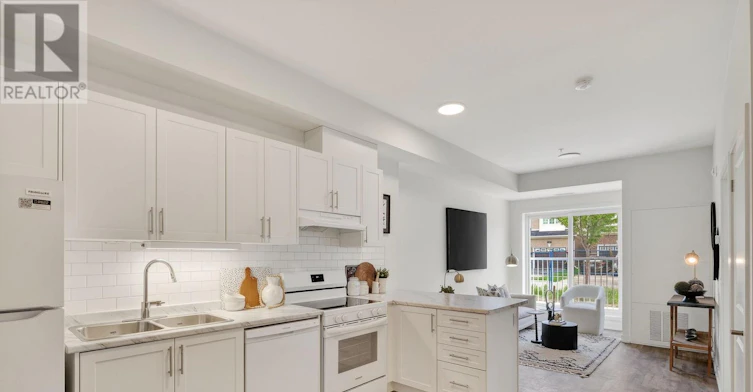 207-1687 2 Highway Road, Clarington, ON, L1E 2R5 - 8