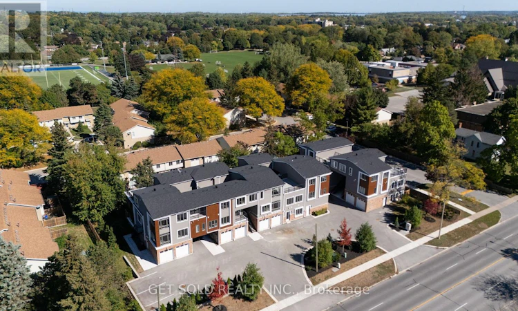 8-6701 Thorold Stone Road
