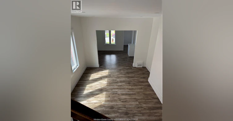 934 Gladstone, Windsor, ON, N9A 2T6 - 5