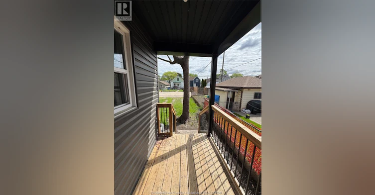 934 Gladstone, Windsor, ON, N9A 2T6 - 4