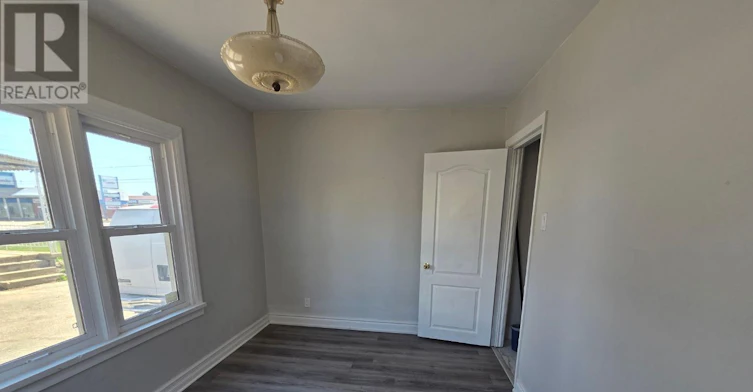 323 Queen Street E, Halton Hills, ON, L7J 1R1 - 22