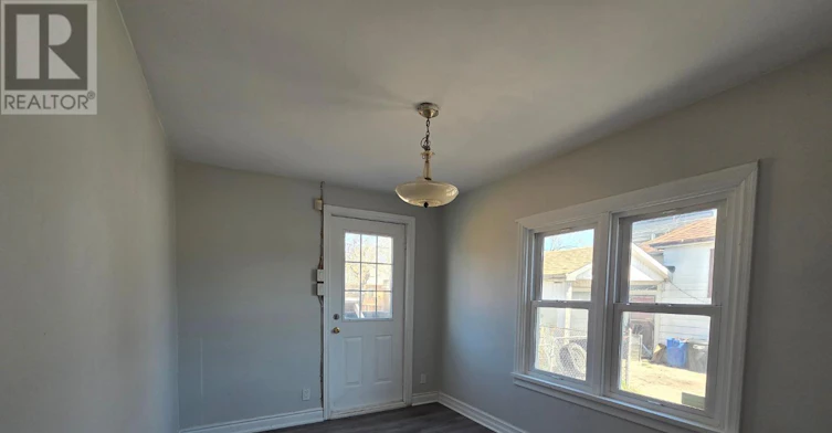 323 Queen Street E, Halton Hills, ON, L7J 1R1 - 21