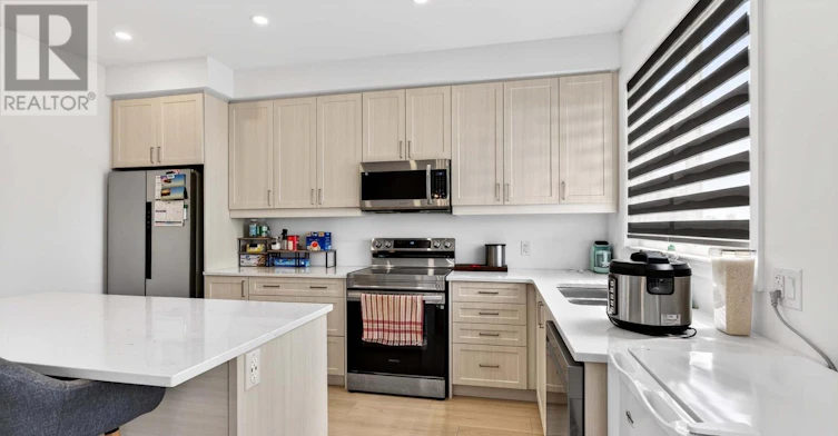 189 Superior Drive, Loyalist, ON, K7N 0E9 - 18