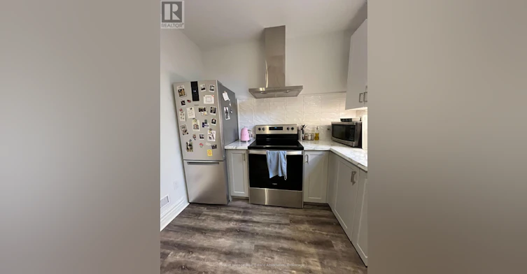 MAIN-415 Lansdowne Avenue, Toronto, ON, M6H 3Y2 - 10