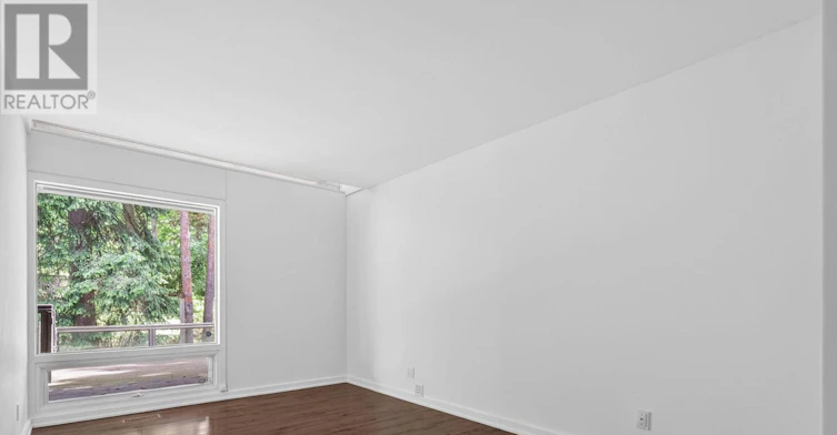 21 Tudor Gate, Toronto, ON, M2L 1N3 - 27