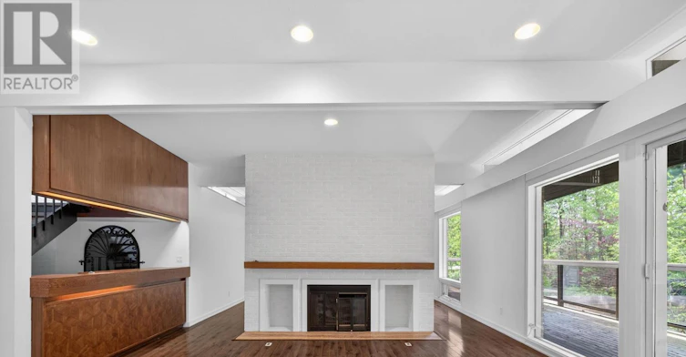 21 Tudor Gate, Toronto, ON, M2L 1N3 - 23