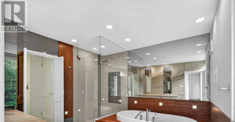 21 Tudor Gate, Toronto, ON, M2L 1N3 - 17
