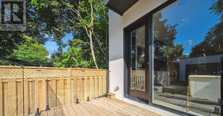 UPPER-44A Alcina Avenue, Toronto, ON, M6G 2E8 - 23