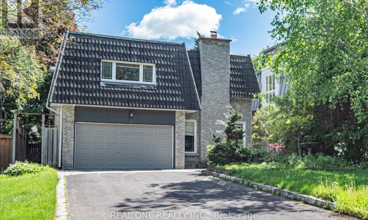 7 Hagerman Boulevard