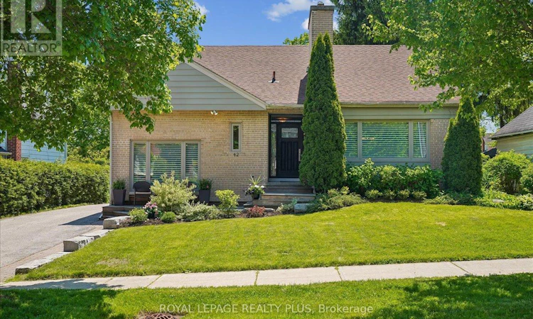 42 Roseview Avenue