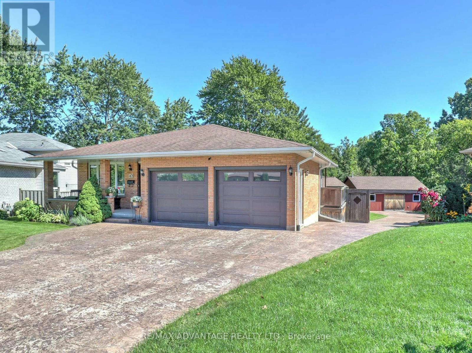 43 Lynngate Grove, London, ON, N6K 3S7