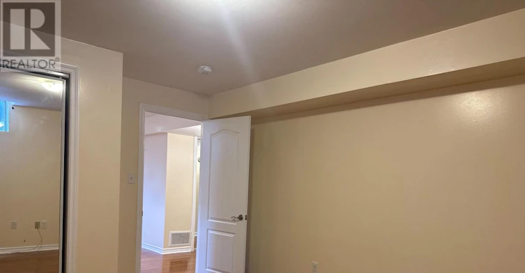 BSMT-5 Cadillac Crescent, Brampton, ON, L7A 3B3 - 17