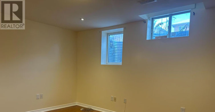 BSMT-5 Cadillac Crescent, Brampton, ON, L7A 3B3 - 6