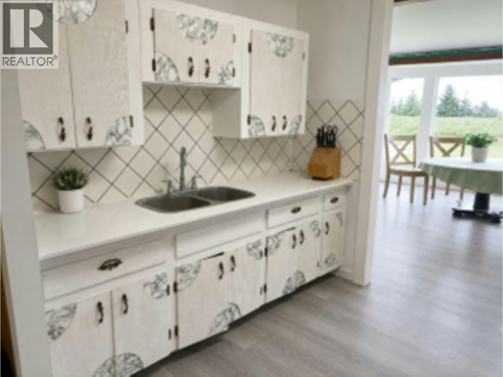 474 Copper Bay Road, Daajing Giids, BC, V0T 1T0 - 8