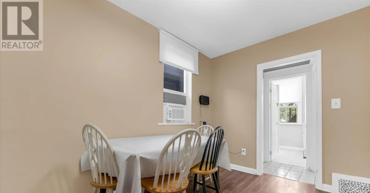 MAIN-205 Ferguson Avenue S, Hamilton, ON, L8N 2N2 - 4