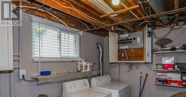 MAIN-12 Garland Crescent, London, ON, N5V 1N5 - 11