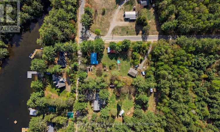 1003 Kelly Road