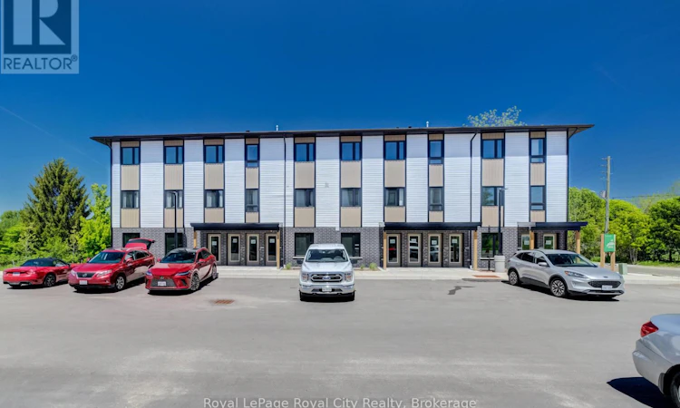 9-465 Garafraxa Street W