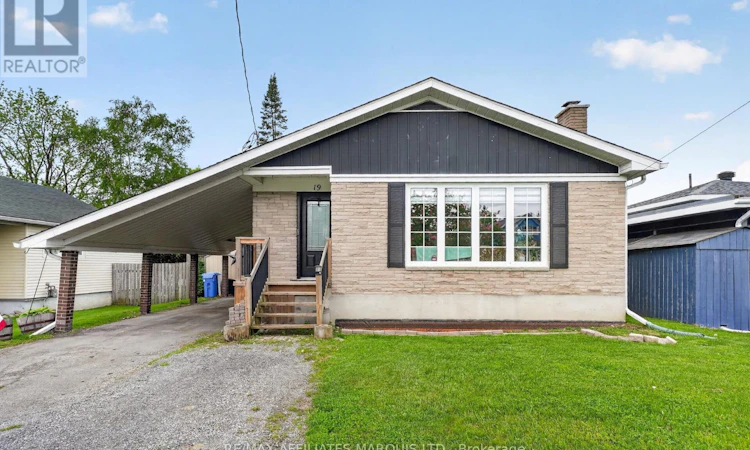 19 Dunbar Avenue