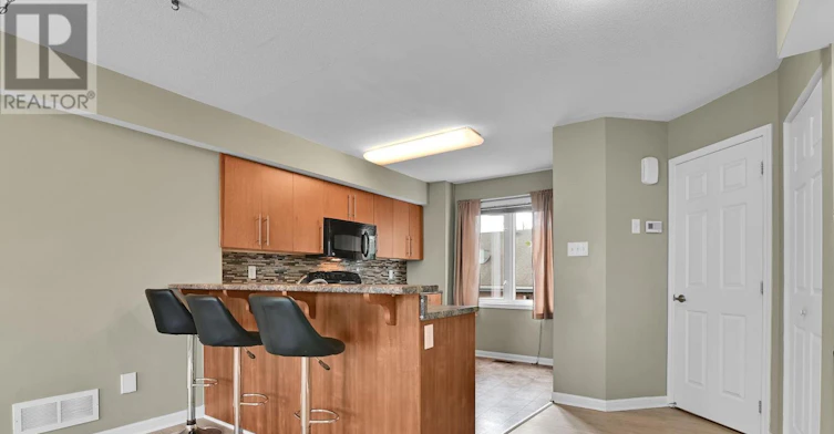 774 Sanibel Private, Ottawa, ON, K2H 0A8 - 14