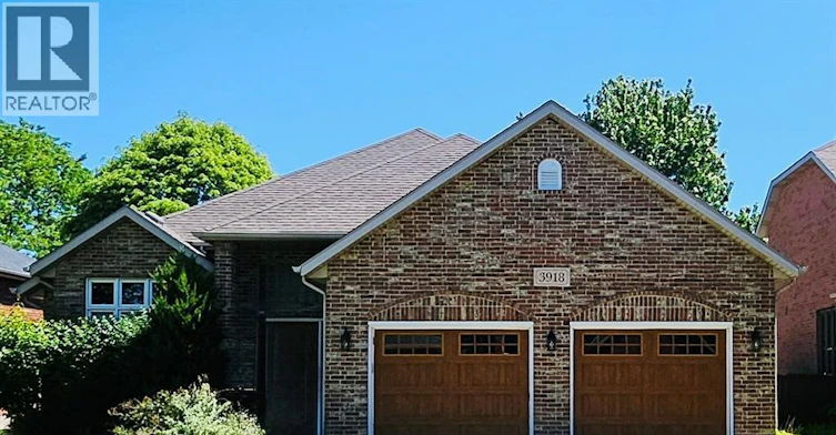 3918 Northway Avenue, Windsor, ON, N9G 2P9 - 2
