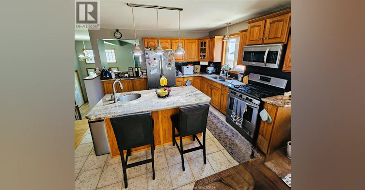 3918 Northway Avenue, Windsor, ON, N9G 2P9 - 13