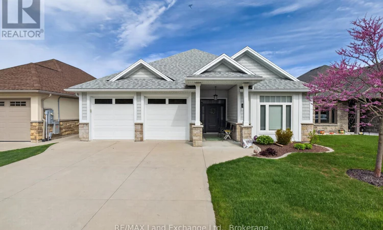 15-221 Carloway Trail