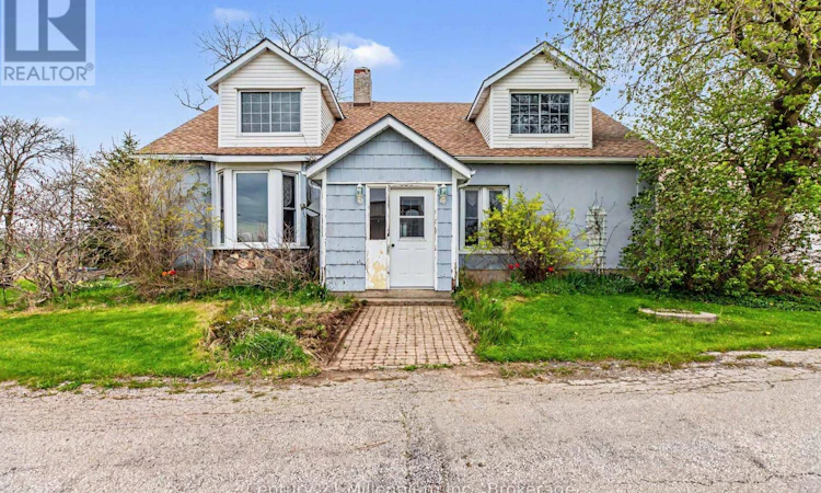 4758 Bruce 3 Road