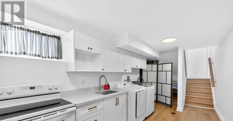26 Dellbrook Crescent, Toronto, ON, M9L 1E2 - 29
