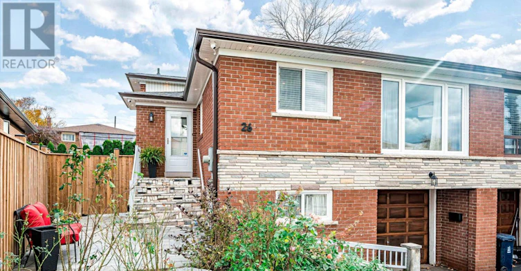 26 Dellbrook Crescent, Toronto, ON, M9L 1E2