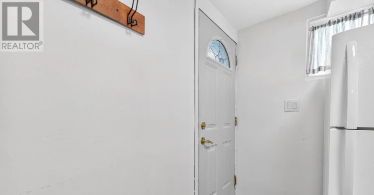 26 Dellbrook Crescent, Toronto, ON, M9L 1E2 - 34